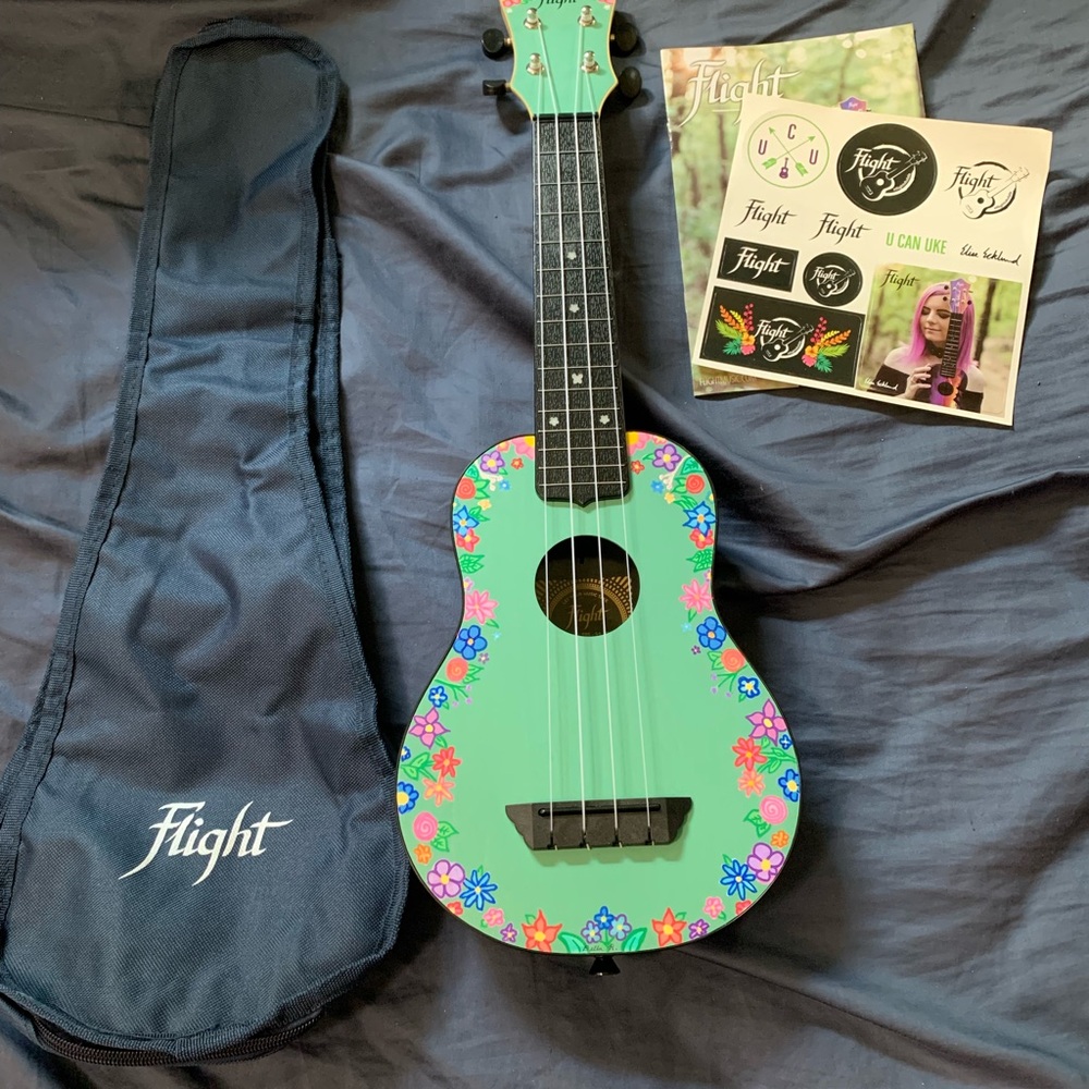 BRAND NEW Flight soprano HAND PAINTED ukulele